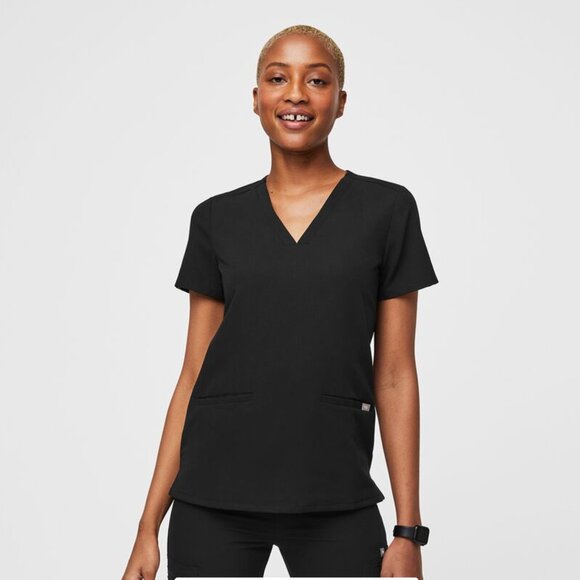 Figs - Casma Three-Pocket Scrub Top - Medium - Black - Picture 4 of 8